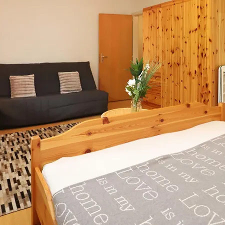 Belmont Ouest 75 By Interhome *